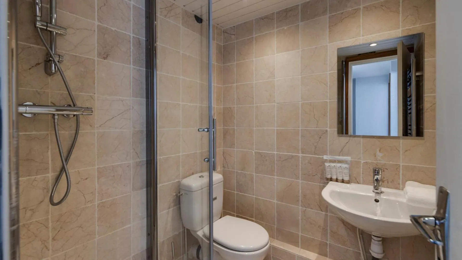 Apartman Superbe Appartement Au Coeur De Tignes, 4 Pieces, 6 Personnes, Pieds Des Pistes, Balcon, Wifi Inclus - Fr-1-641-46